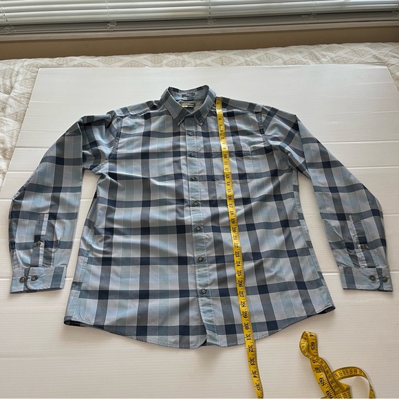 Eddie Bauer Classic Fit Long Sleeve Button Down Shirt Blue Plaid Size TL Vented - Picture 9 of 10